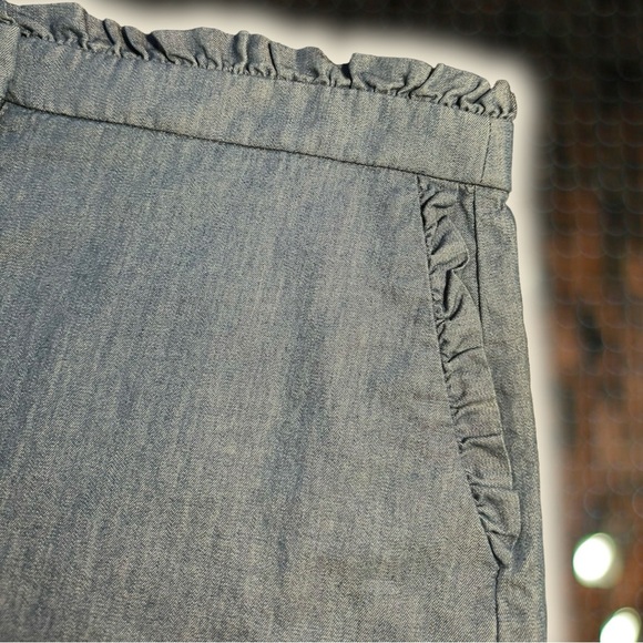 NWOT J. Crew Cotton Blue Chambray Ruffled Trim Chino 3” Shorts Size 6 - Picture 5 of 9